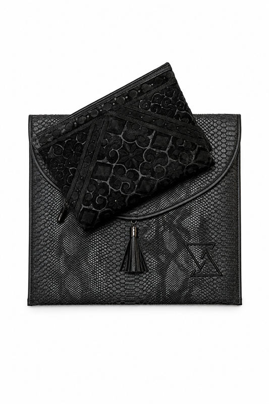 Noir Elegance prayer mat from Masra - view 2