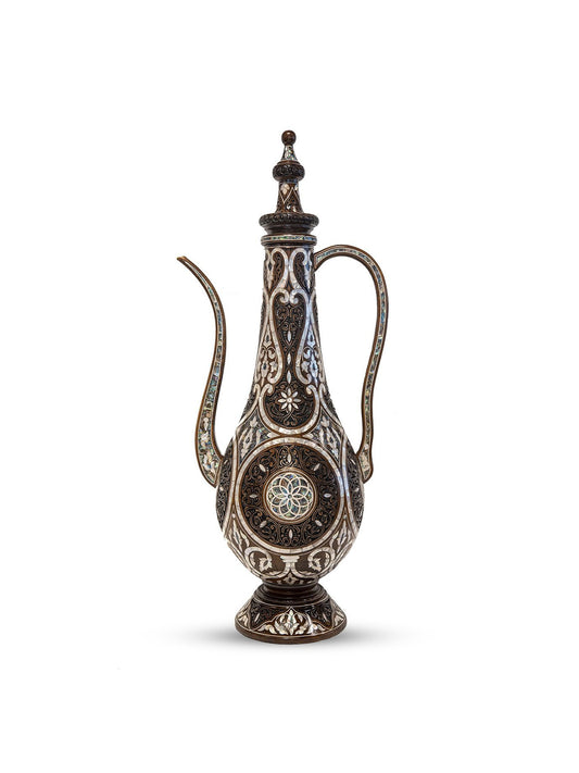 دلة خشبية كبيرة مرصعة بالصدف